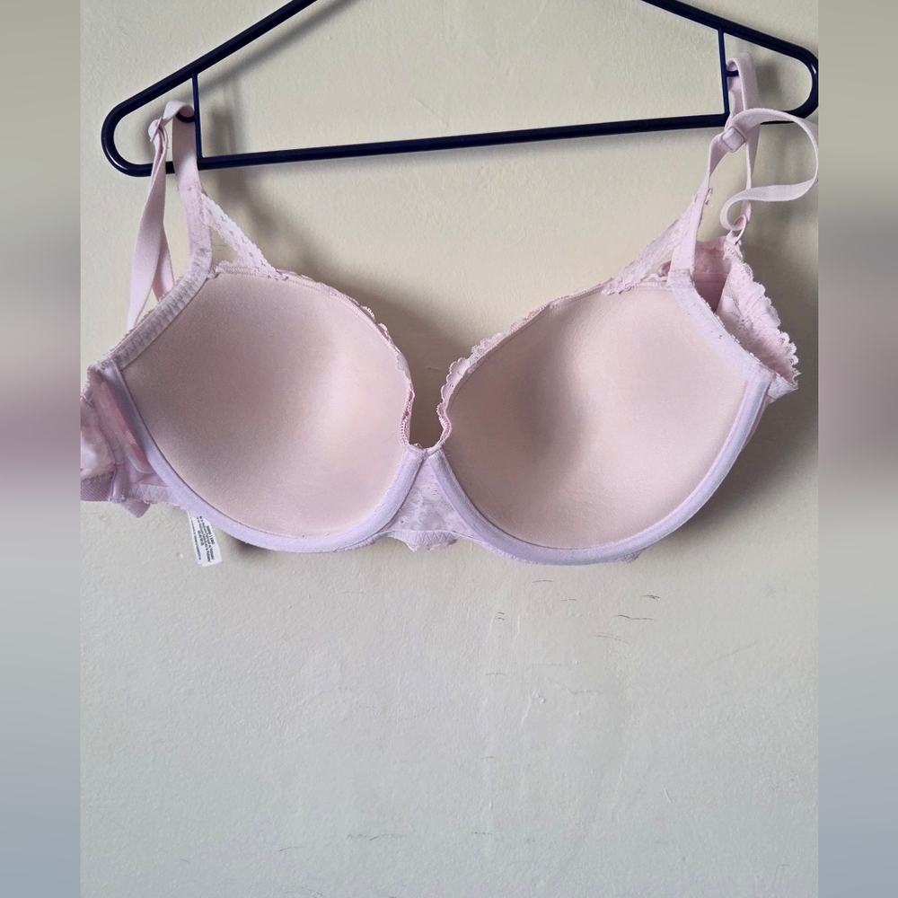 36DD VS Bra Bundle - Picture 7 of 9